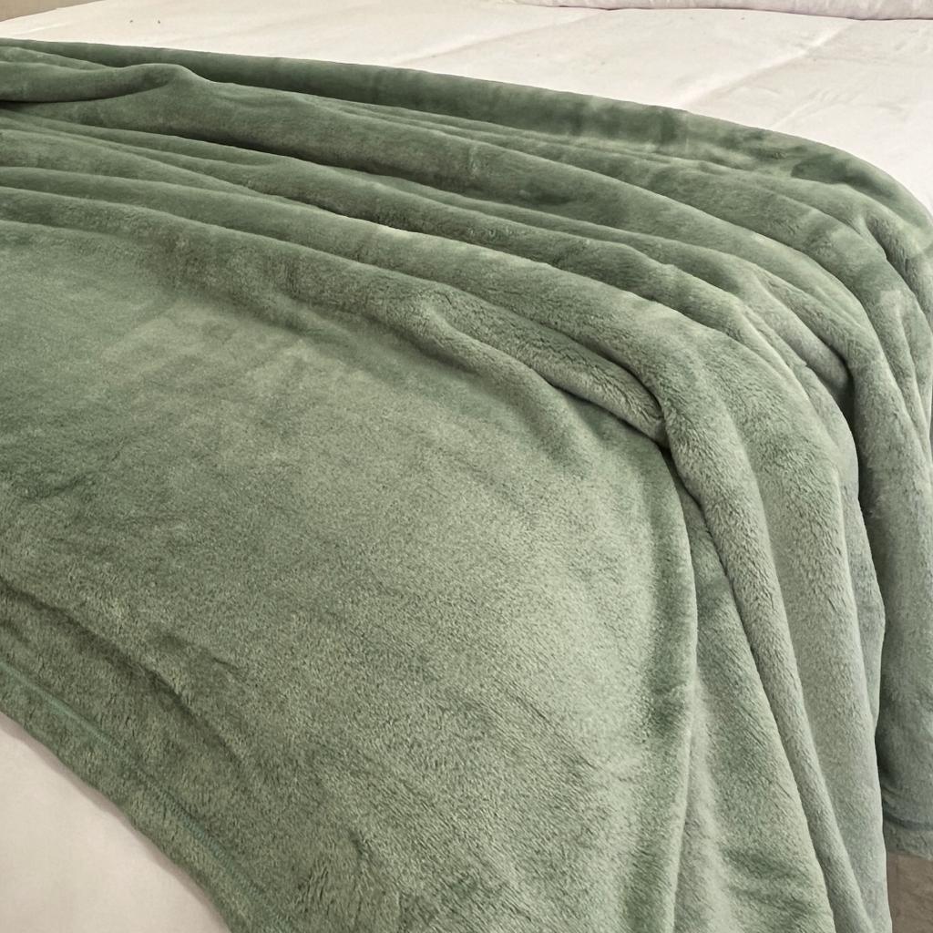 Blanket Throw  - Mint